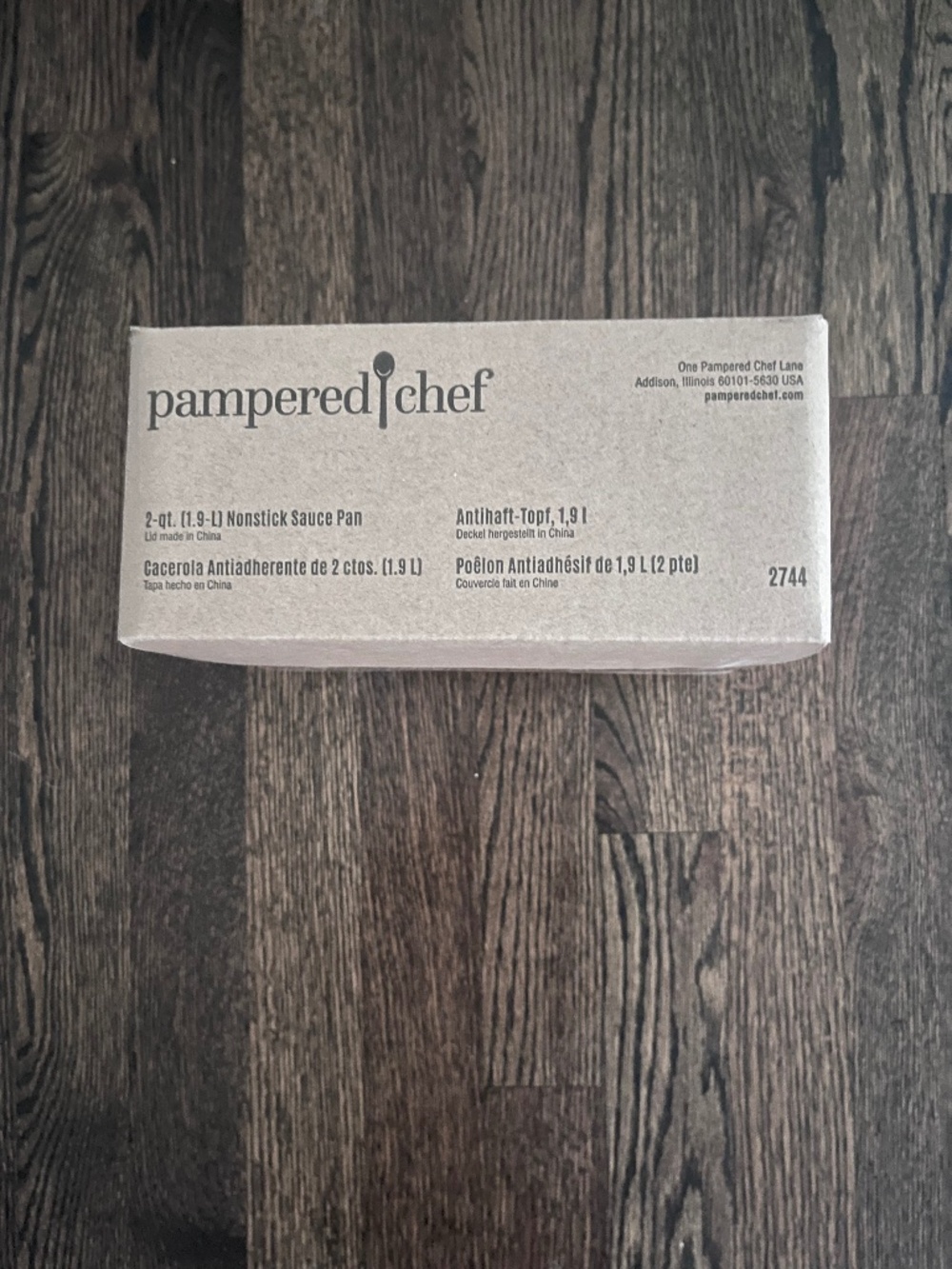 NEW Sealed Pampered Chef 2-Qt Nonstick Saucepan & Lid
